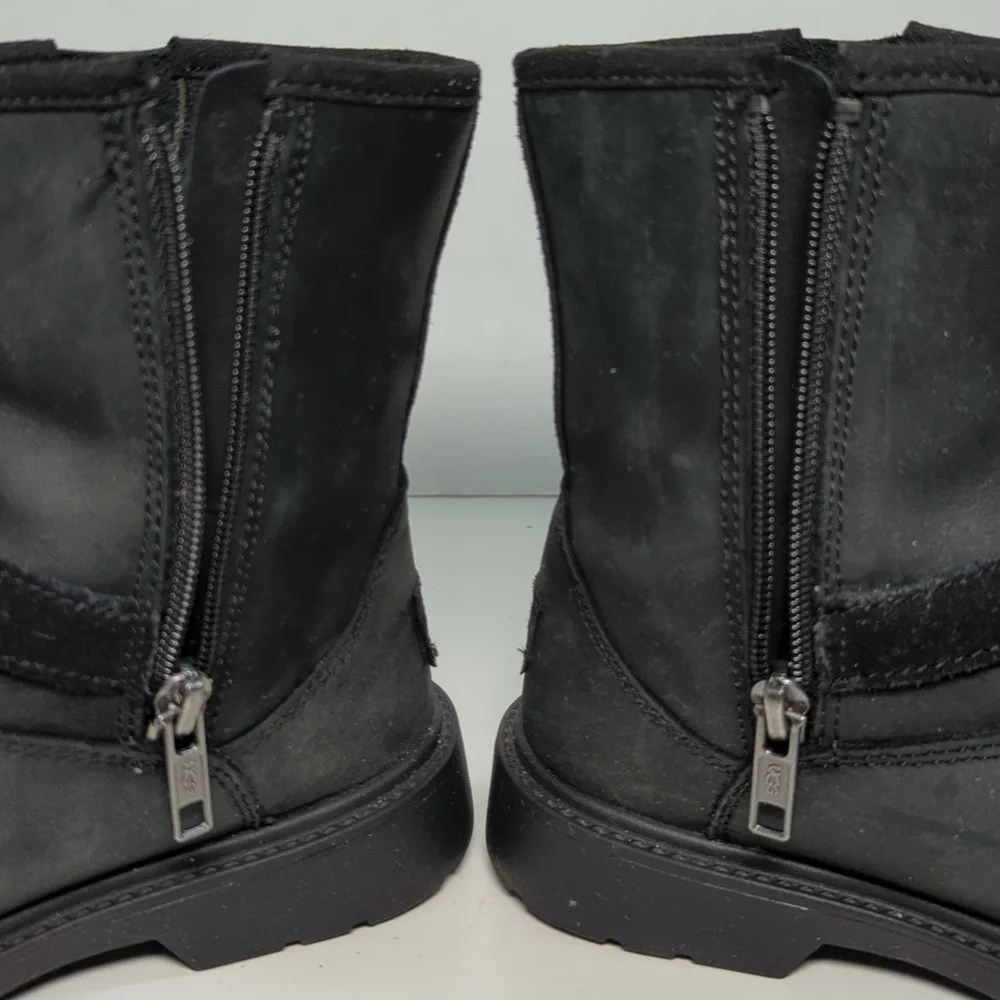 UGG Kinzey Black Nubuck moto ankle boots little kids unisex size 13 EU 31